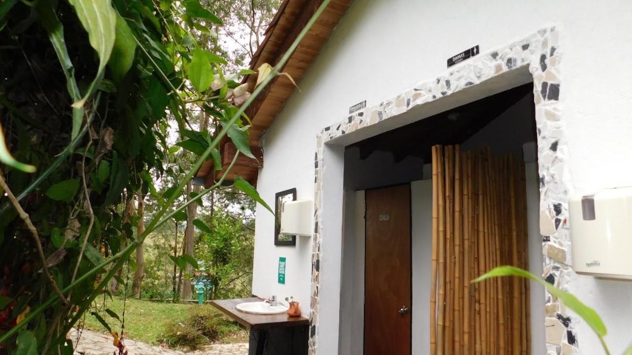 Bacoa Hostel Guatapé Kültér fotó
