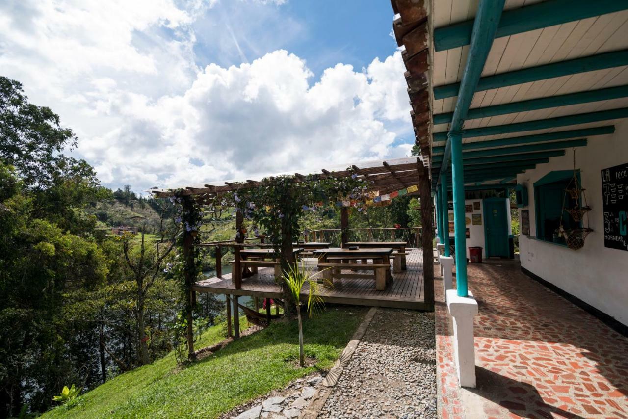 Bacoa Hostel Guatapé Kültér fotó